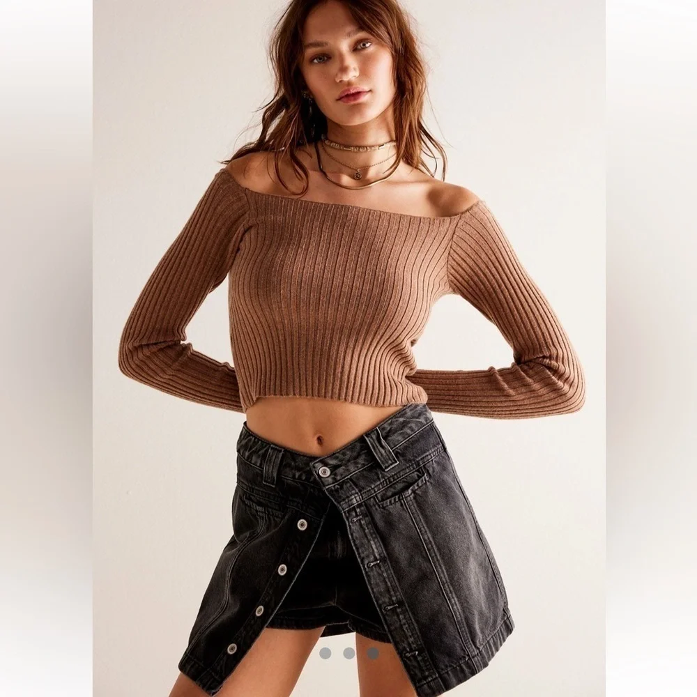 We The Free People NWT Midnight Sun Midrise Skort Sz 31, 16” waist